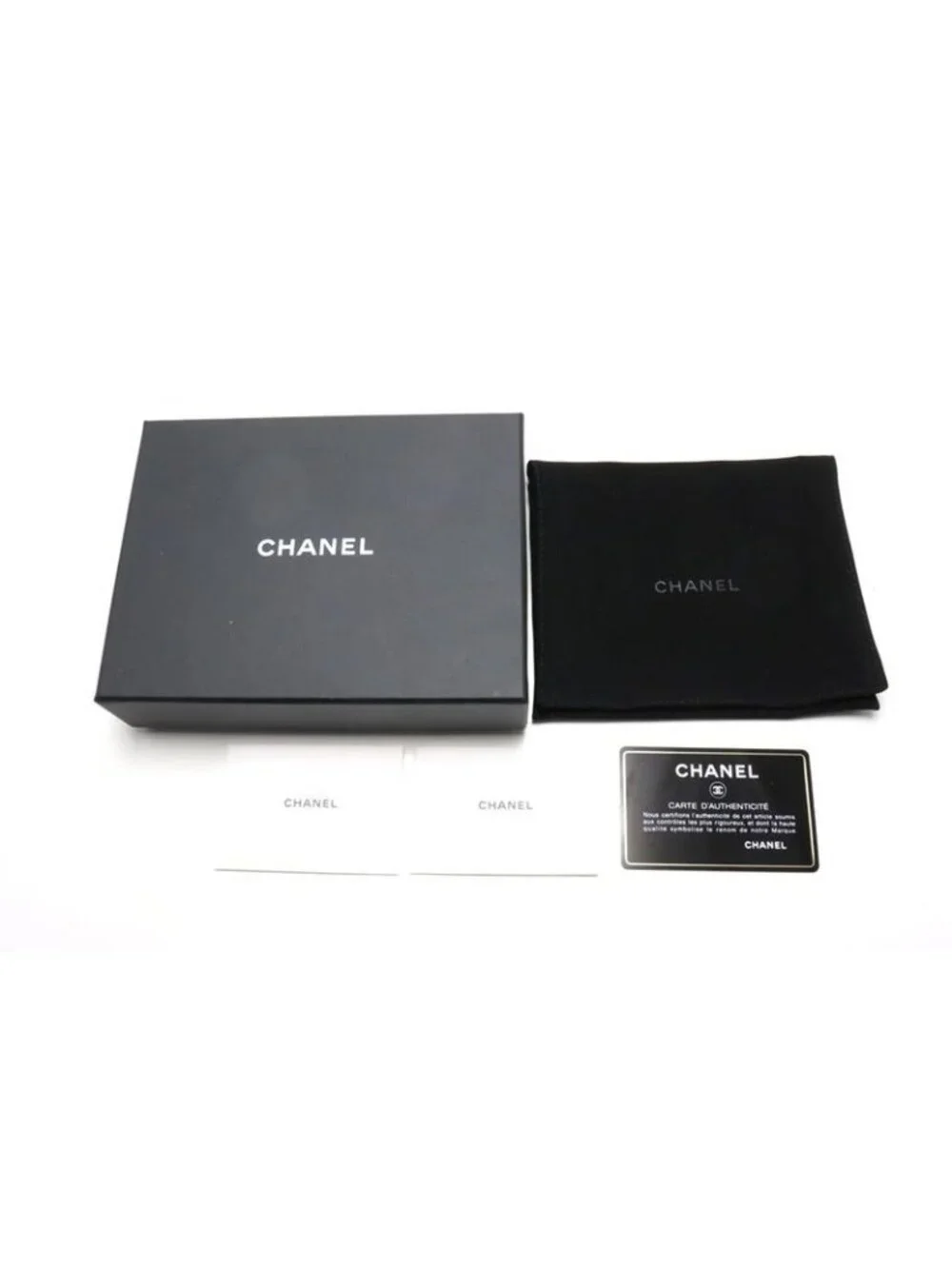 Chanel 31 Quilted Leather Trifold Wallet - Picture 9 of 10